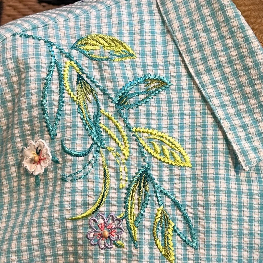 VINTAGE picnic gingham check seersucker plaid button down shirt aqua‎ floral 90s